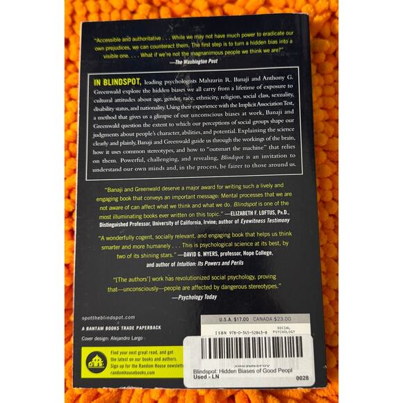 BOOK USED Blindspot: Hidden Biases of Good People Paperback Mahzarin R. Banaji - Picture 2 of 5